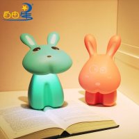 简约可爱卡通给力兔usb充电台灯