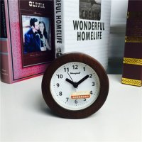 简约圆形造型木纹台钟 办公室卧室床头时钟