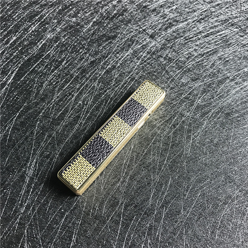 便携防风金属打火机小巧时尚创意打火机点烟器1
