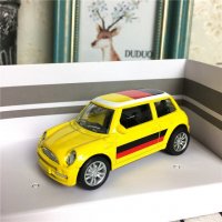 模型车 黄色合金汽车模型玩具车