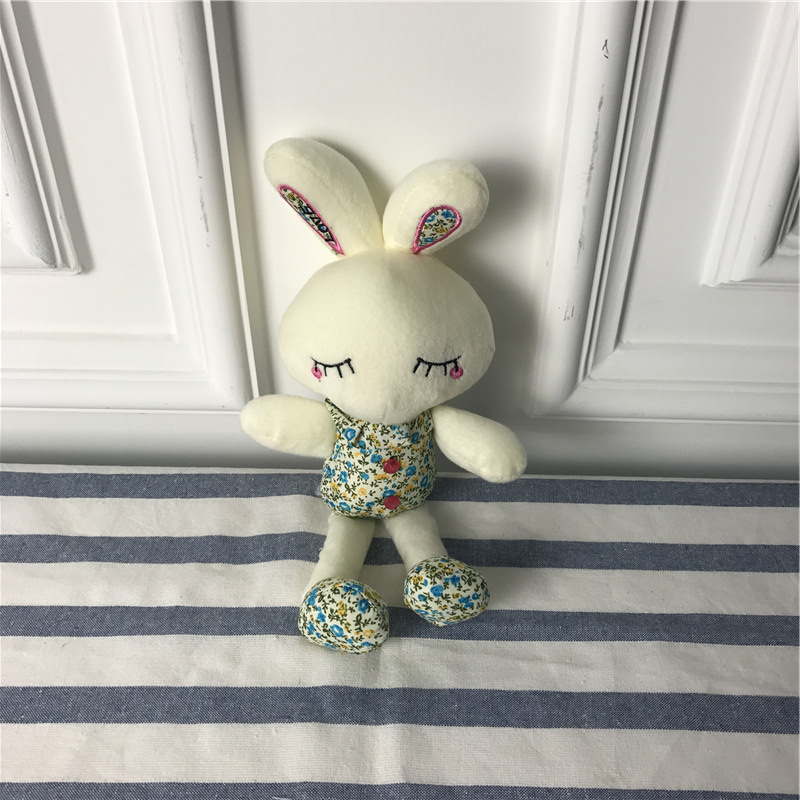 白色花衣服小兔子 PP棉 抱枕毛绒玩具送女友生儿童婚庆礼物1