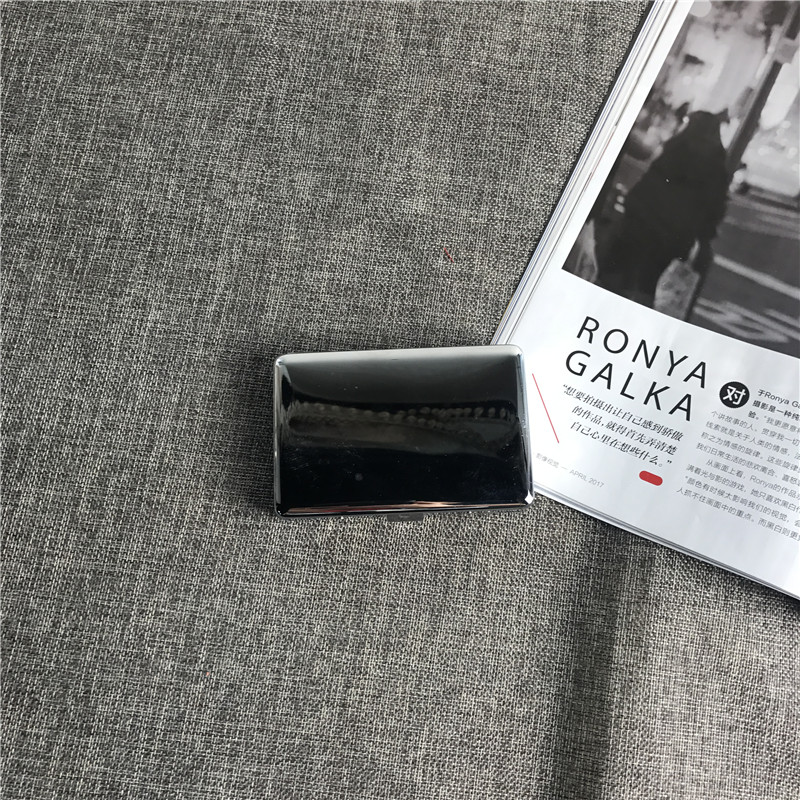 红色贴钻	创意超薄香烟盒香烟夹便携男士香烟盒2