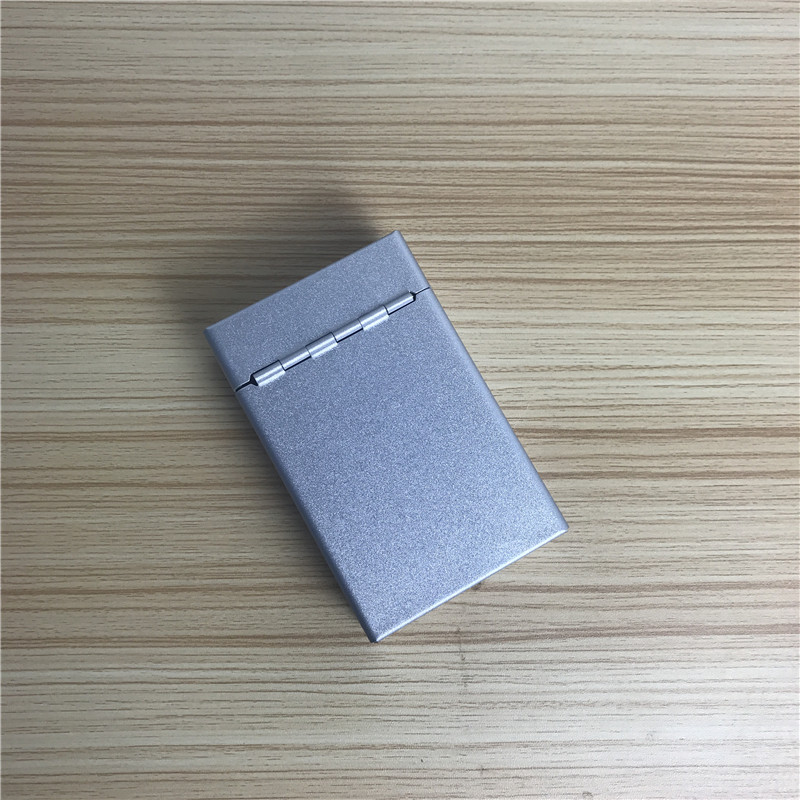 银白色	创意超薄香烟盒香烟夹便携男士香烟盒2