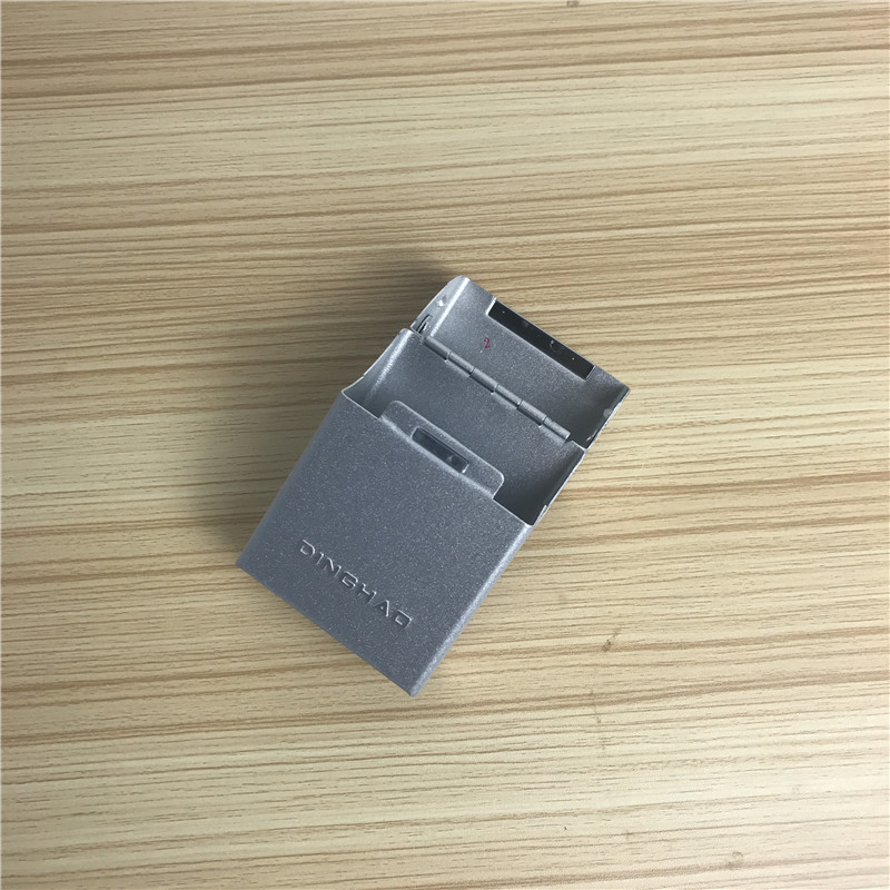 银白色	创意超薄香烟盒香烟夹便携男士香烟盒3