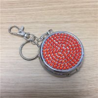 红色贴钻 圆形不锈钢随身携带便携式钥匙扣迷你小巧烟灰缸