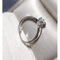 18K钻石 轻奢女戒