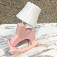 创意木马造型阅读台灯