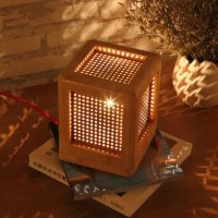 四方形木质盒子镂空格子网状效果氛围床头照明台灯