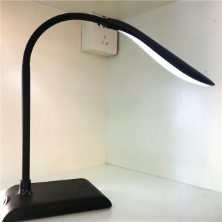 家居节能触摸感应护眼台灯时尚造型LED台灯