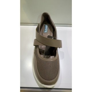 休闲鞋