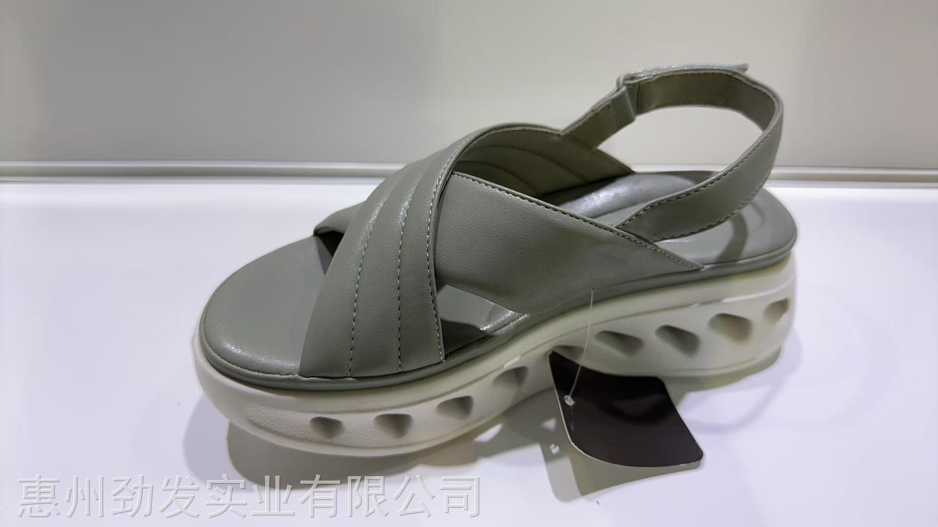 微信图片_2025-10-17_144107_680.jpg