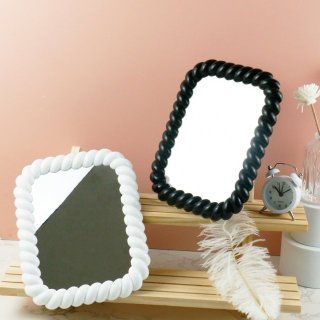 可爱奶油化妆镜可折叠梳妆高清镜面网红宿舍台式美妆小镜子