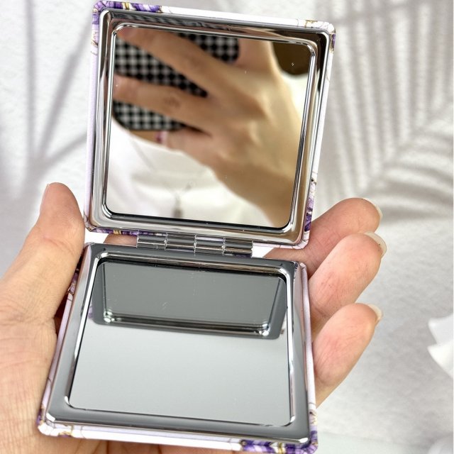 [胜雅] Y2K时尚紫色蝴蝶图案70正方双面折叠便携口袋化妆镜高清镜