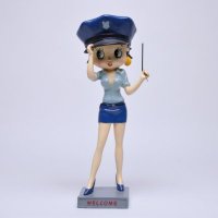 欧式树脂摆件 可爱贝蒂美少女警察造型树脂摆件家居电视柜玄关创意摆件ZM70063-15B